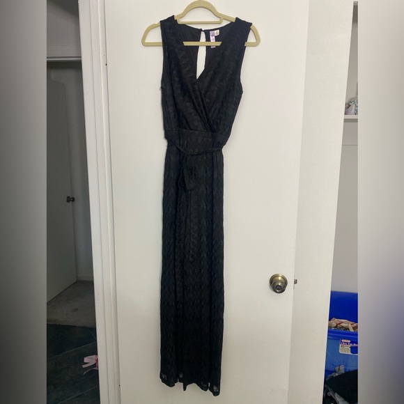 Alya Black Lace Jumpsuit from Francesca’s Collection - Picture 2 of 7